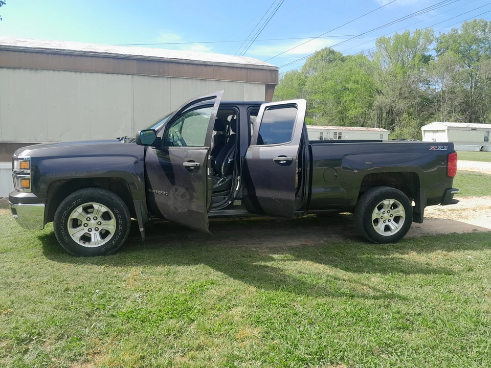 2014 Chevrolet Silverado 3rd Gen - Image 3 of 7