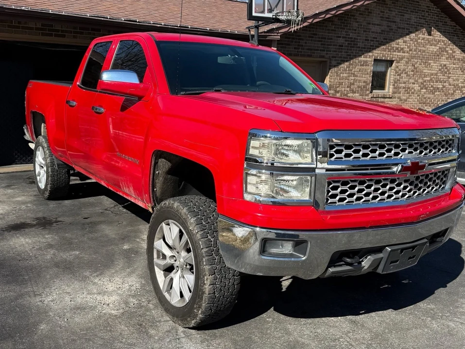 2014 Chevrolet Silverado 3rd Gen - Image 2 of 9