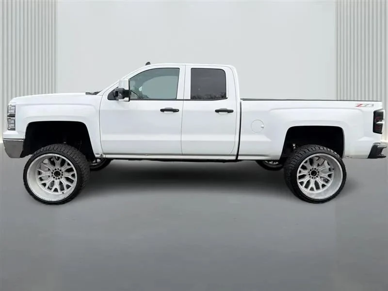 2014 Chevrolet Silverado 2nd Gen - Image 2 of 12