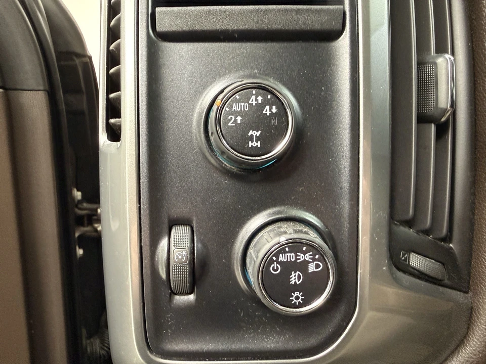 2014 Chevrolet Silverado 3rd Gen - Image 17 of 21