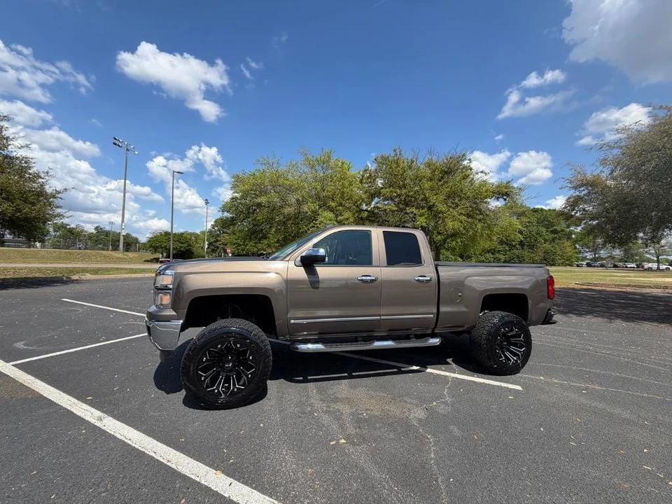 2014 Chevrolet Silverado 3rd Gen - Image 2 of 21