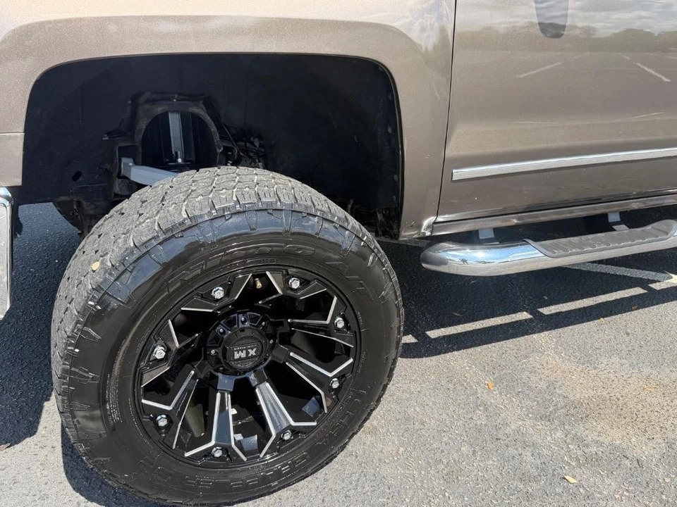 2014 Chevrolet Silverado 3rd Gen - Image 3 of 21