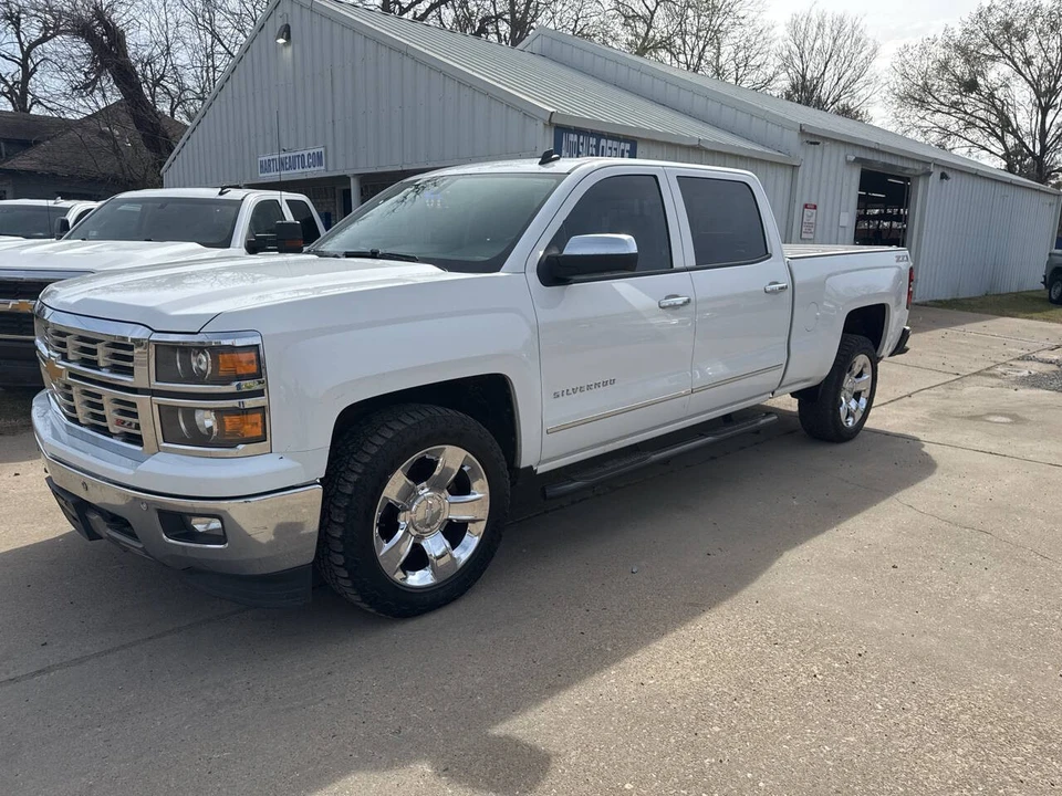 2014 Chevrolet Silverado 3rd Gen - Image 2 of 19