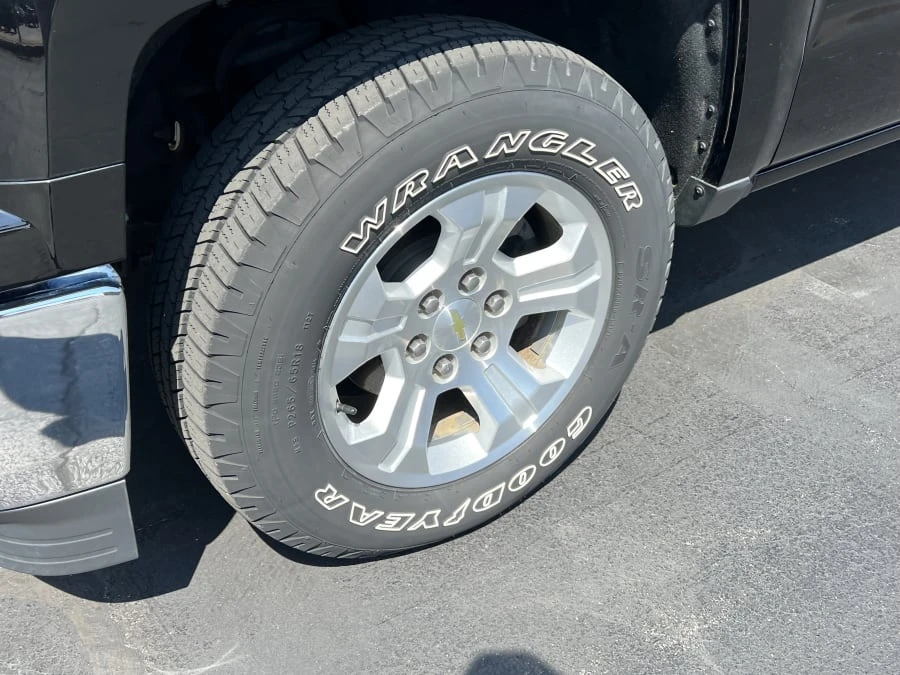 2014 Chevrolet Silverado 3rd Gen - Image 5 of 10