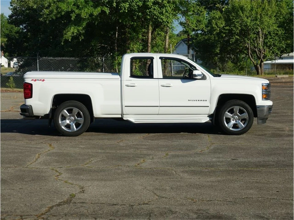2014 Chevrolet Silverado 3rd Gen - Image 2 of 31