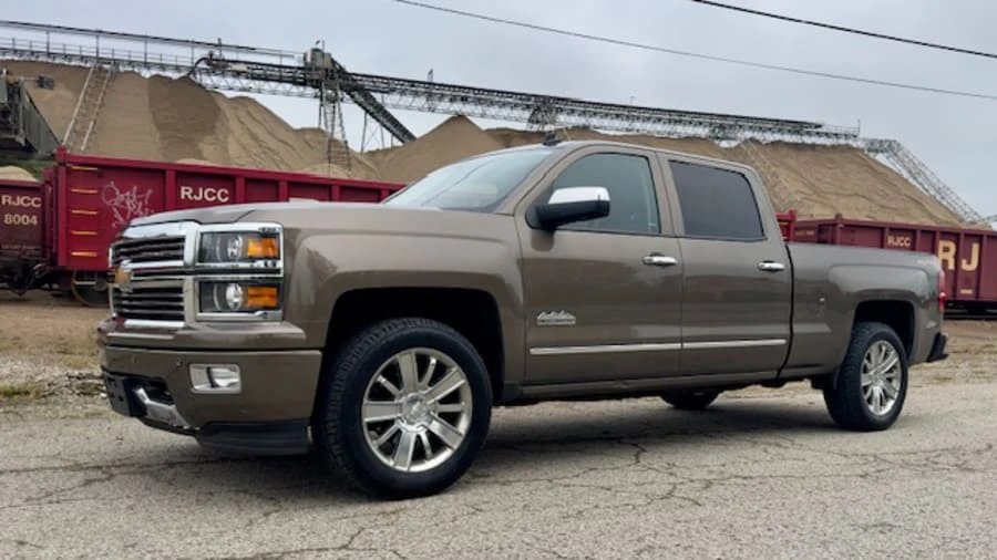 2014 Chevrolet Silverado 3rd Gen - Image 3 of 27