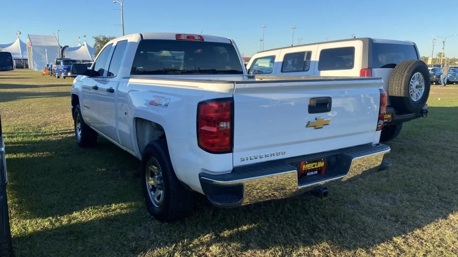 2014 Chevrolet Silverado 3rd Gen - Image 2 of 5