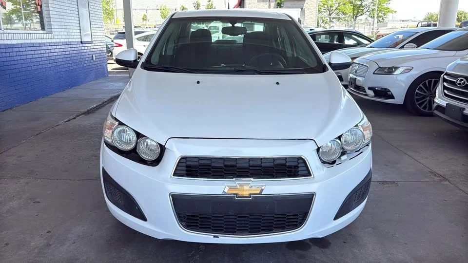 2014 Chevrolet Aveo/Sonic - Image 2 of 13