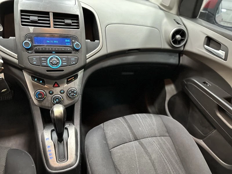 2014 Chevrolet Aveo/Sonic - Image 9 of 21