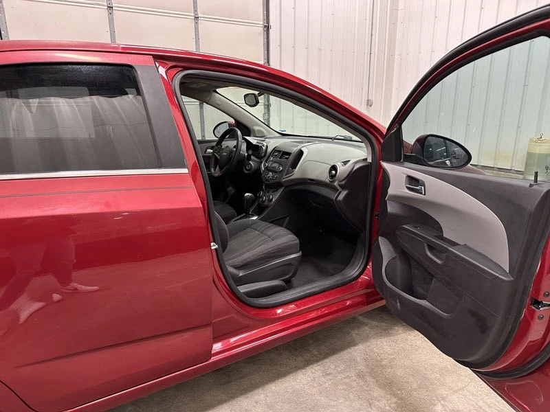 2014 Chevrolet Aveo/Sonic - Image 19 of 21
