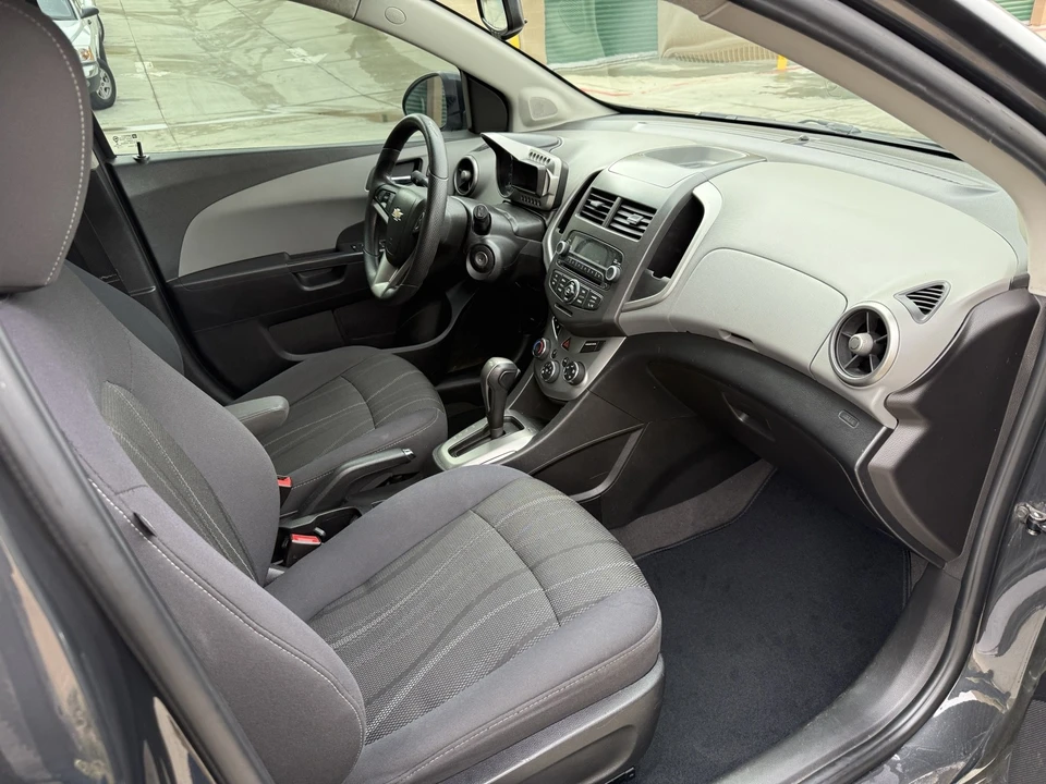 2014 Chevrolet Aveo/Sonic - Image 11 of 17