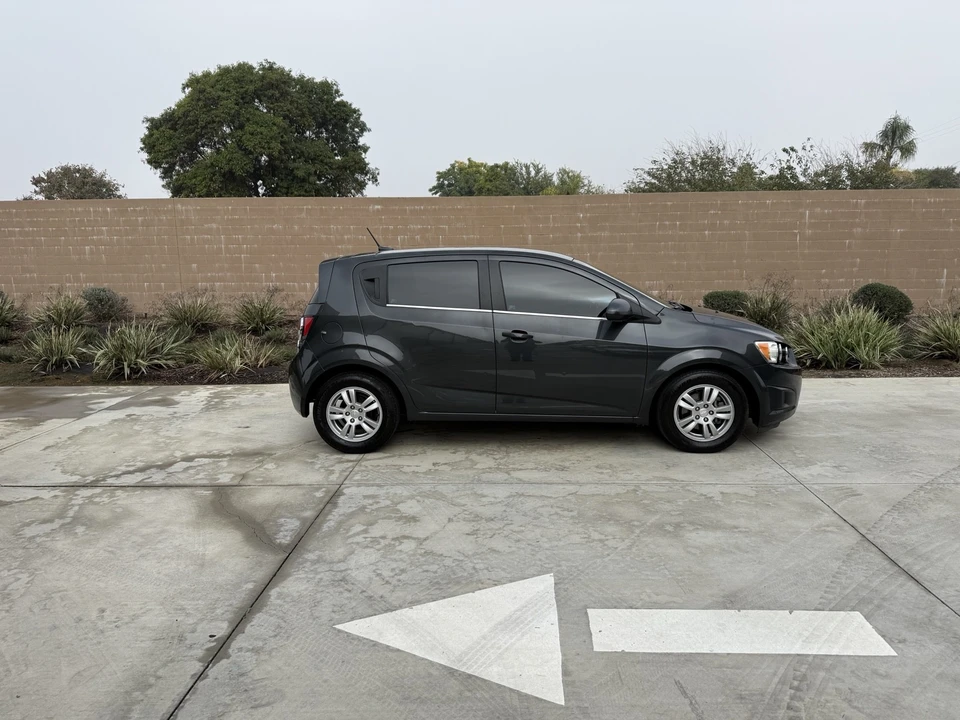 2014 Chevrolet Aveo/Sonic - Image 2 of 17