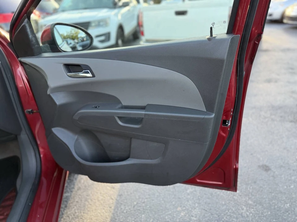 2014 Chevrolet Aveo/Sonic - Image 15 of 18