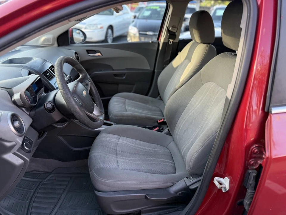 2014 Chevrolet Aveo/Sonic - Image 8 of 18