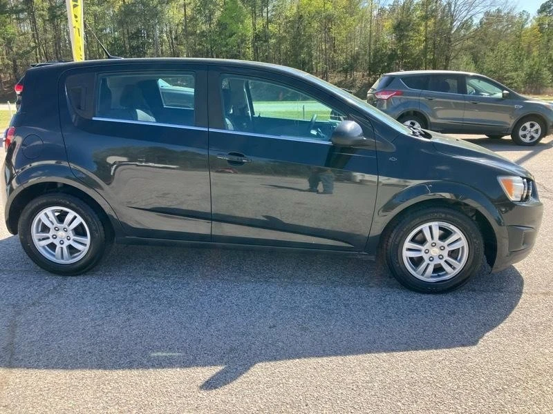 2014 Chevrolet Aveo/Sonic - Image 2 of 18