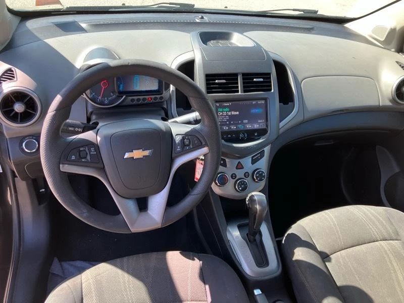 2014 Chevrolet Aveo/Sonic - Image 10 of 18