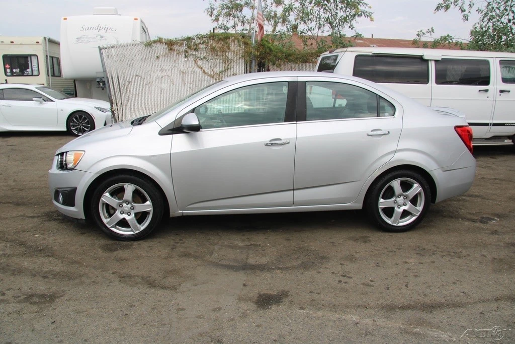 2014 Chevrolet Aveo/Sonic - Image 3 of 21