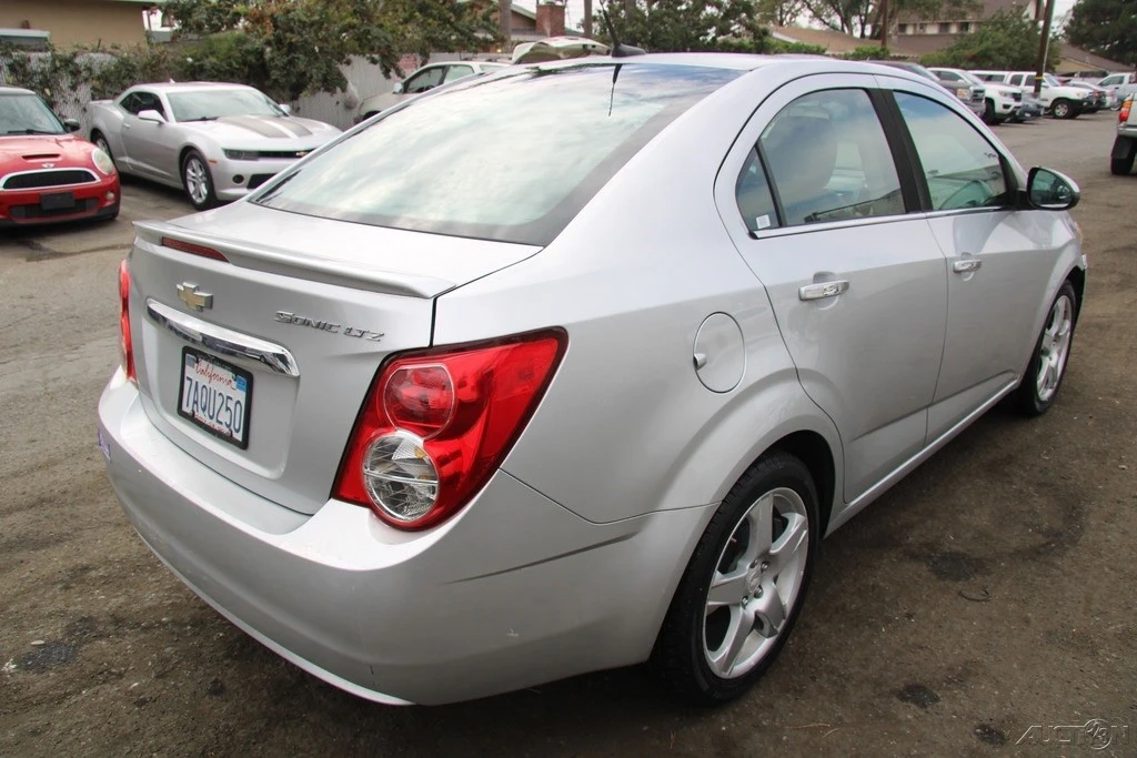 2014 Chevrolet Aveo/Sonic - Image 6 of 21
