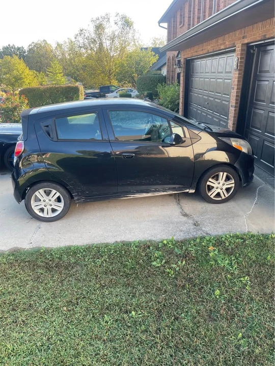 2014 Chevrolet Spark - Image 2 of 2