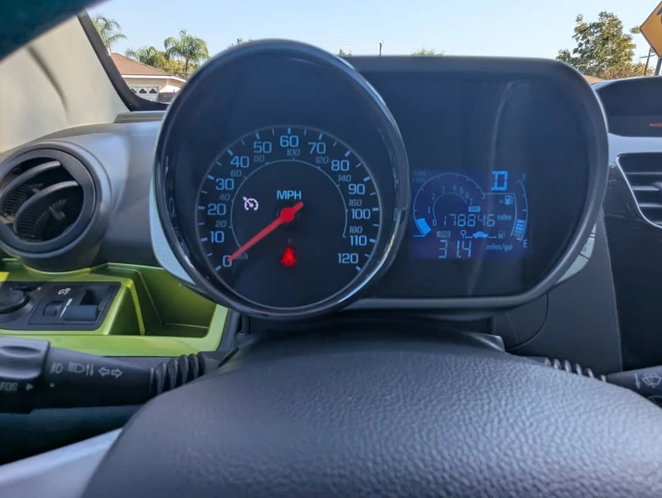 2014 Chevrolet Spark - Image 10 of 11