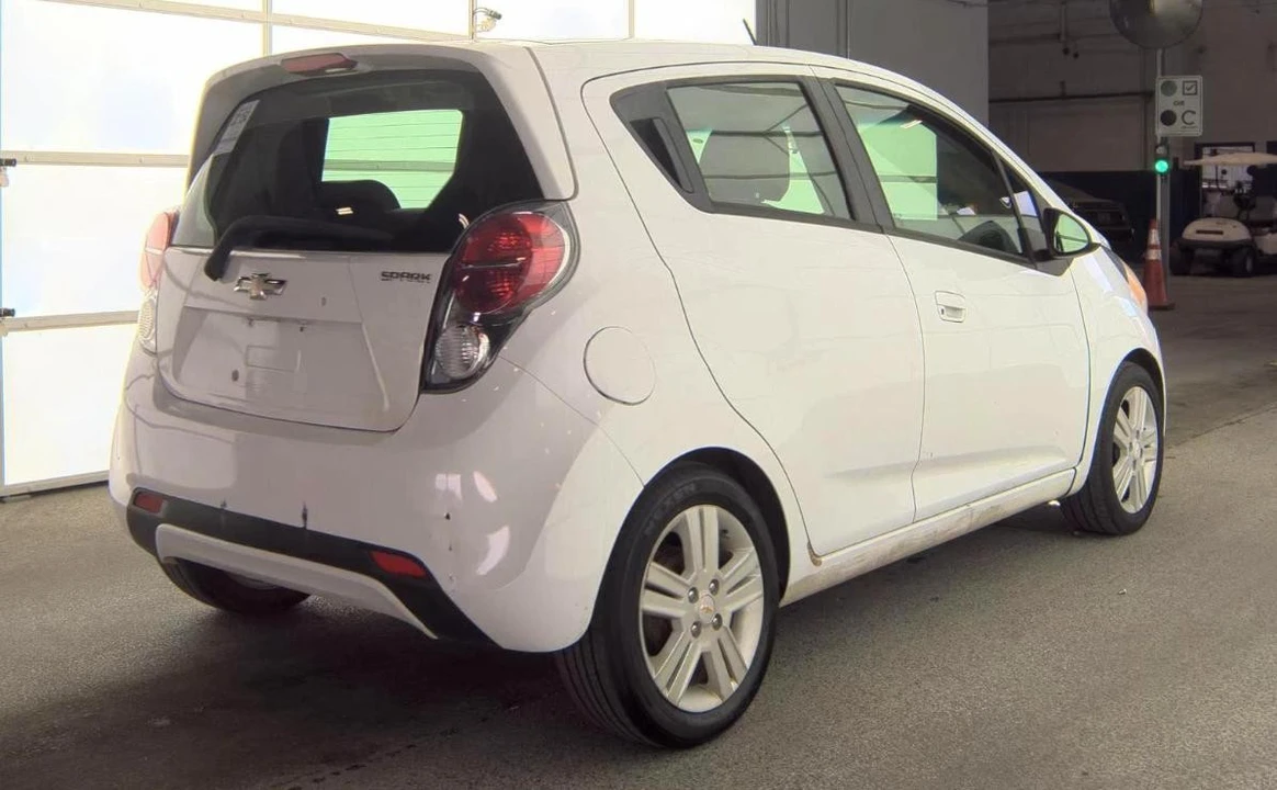 2014 Chevrolet Spark - Image 4 of 11