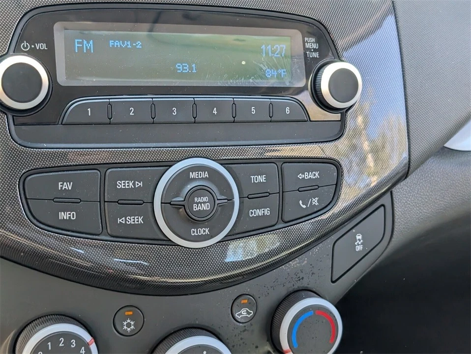 2014 Chevrolet Spark - Image 19 of 21