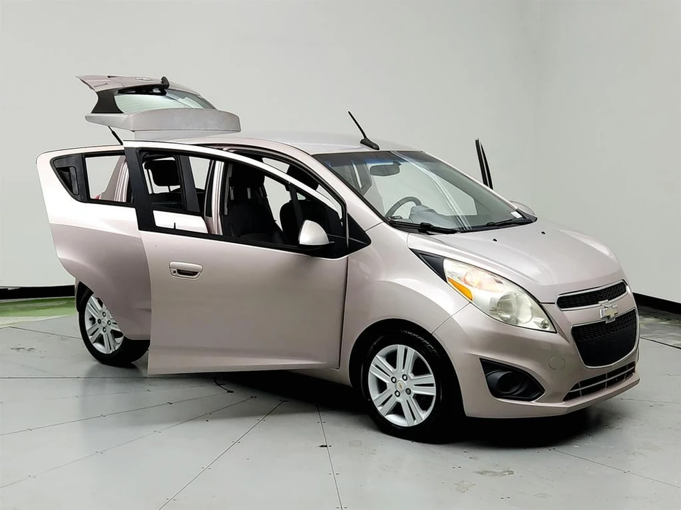 2014 Chevrolet Spark - Image 10 of 21