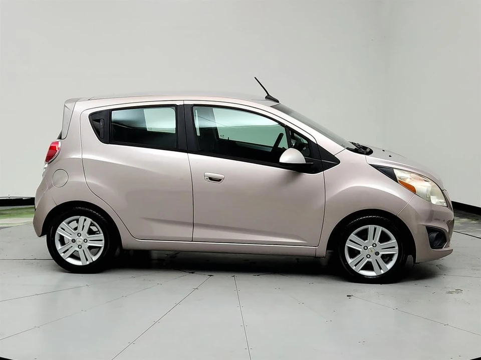 2014 Chevrolet Spark - Image 4 of 21