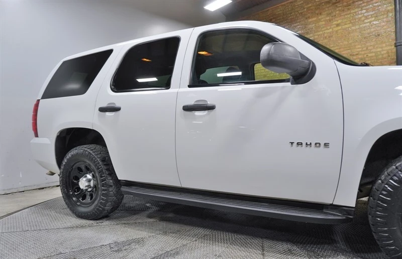 2014 Chevrolet Tahoe 3rd Gen - Image 9 of 12