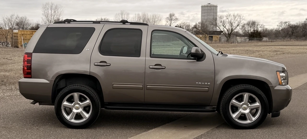 2014 Chevrolet Tahoe 3rd Gen - Image 6 of 14