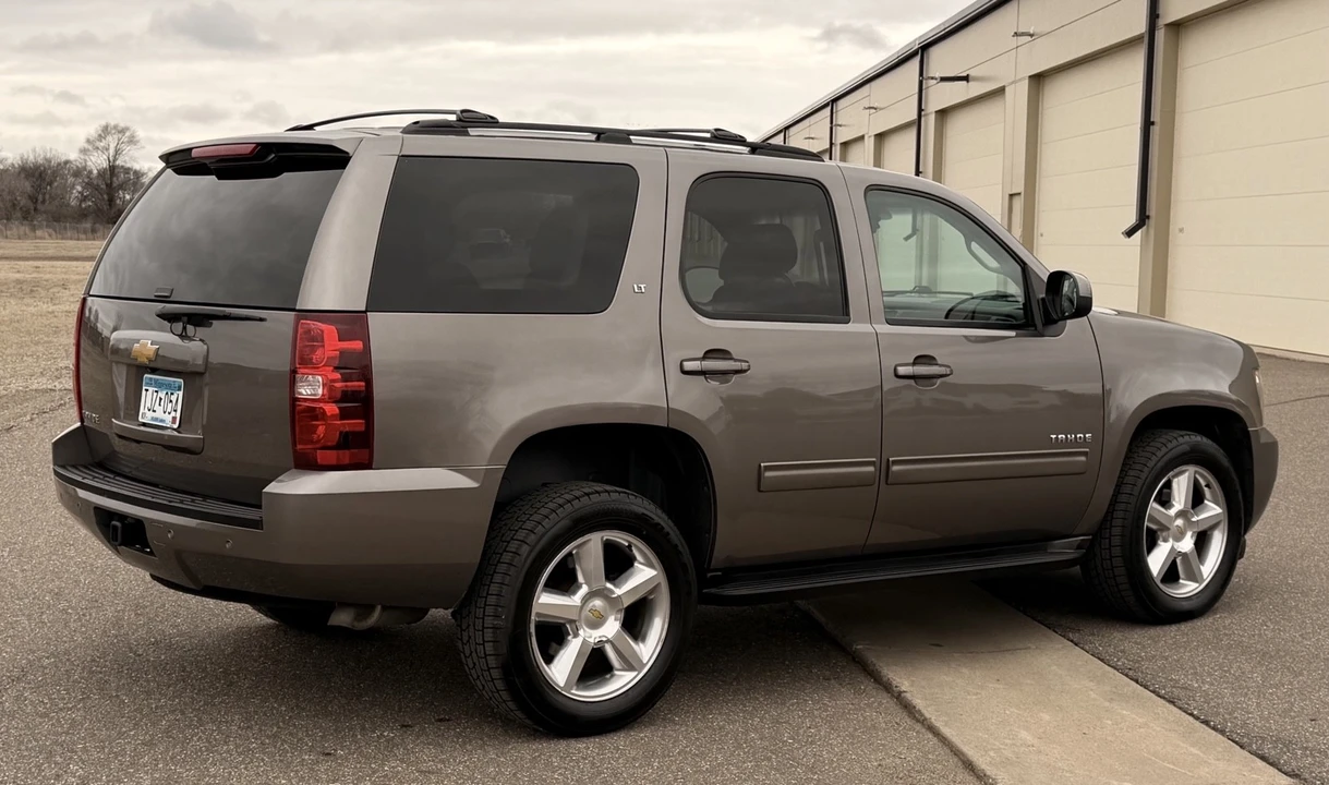 2014 Chevrolet Tahoe 3rd Gen - Image 5 of 14