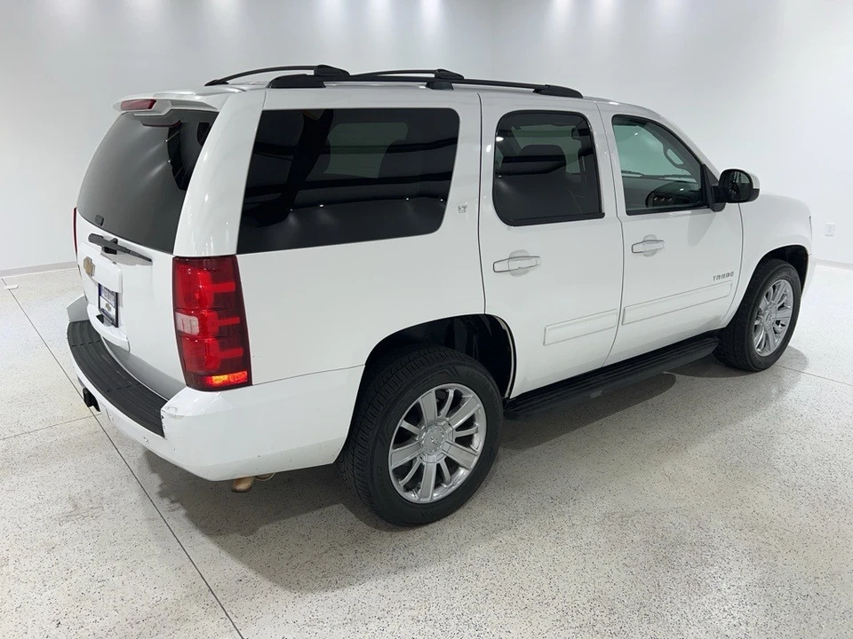 2014 Chevrolet Tahoe 3rd Gen - Image 5 of 12