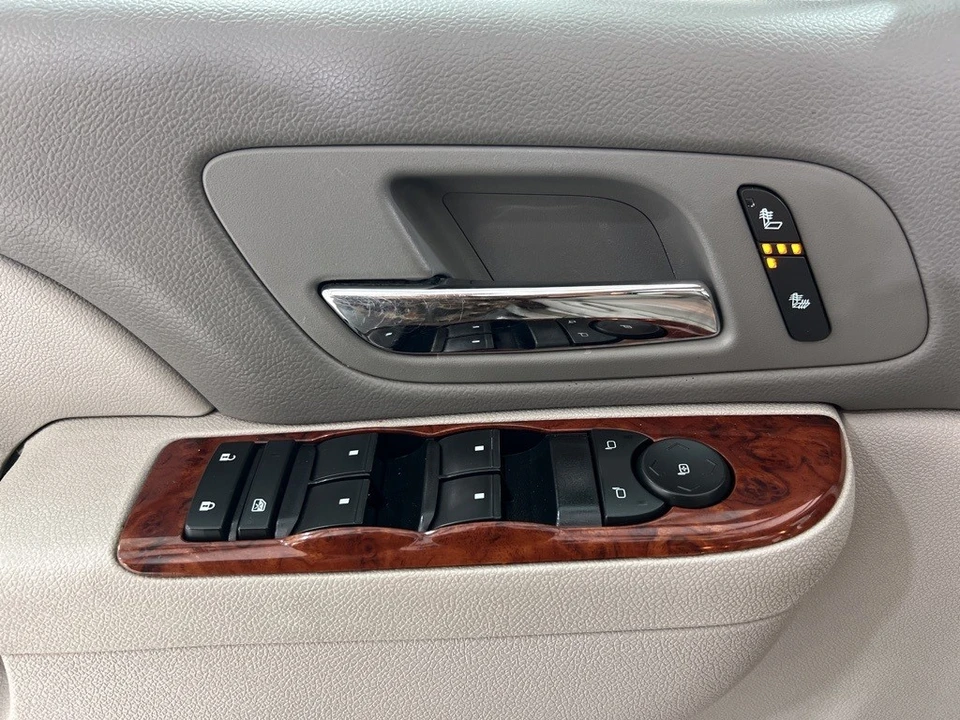 2014 Chevrolet Tahoe 3rd Gen - Image 19 of 21