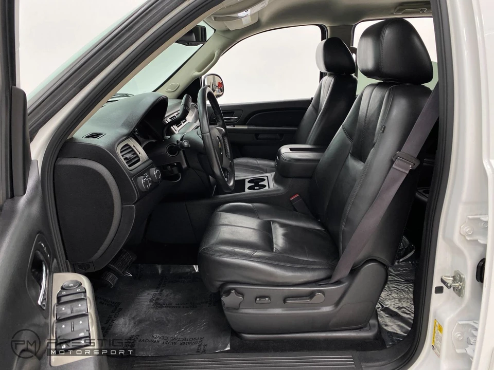 2014 Chevrolet Tahoe 4th Gen - Image 17 of 21