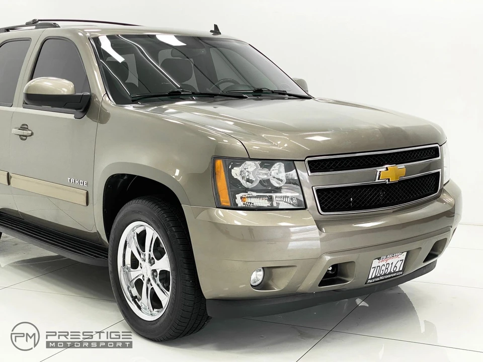 2014 Chevrolet Tahoe 3rd Gen - Image 9 of 12