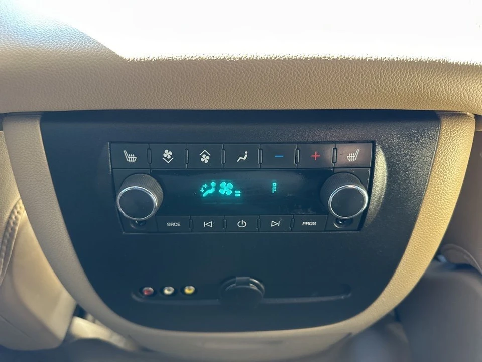 2014 Chevrolet Tahoe 3rd Gen - Image 15 of 21