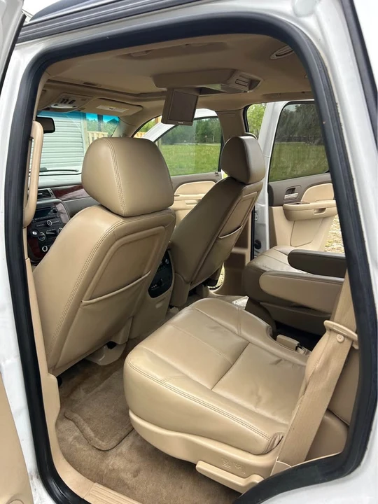 2014 Chevrolet Tahoe 3rd Gen - Image 16 of 20