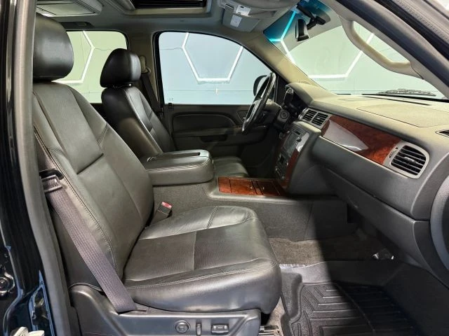 2014 Chevrolet Tahoe 3rd Gen - Image 16 of 21