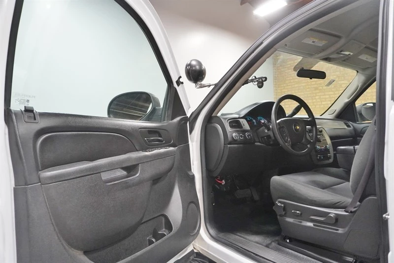 2014 Chevrolet Tahoe 3rd Gen - Image 19 of 21