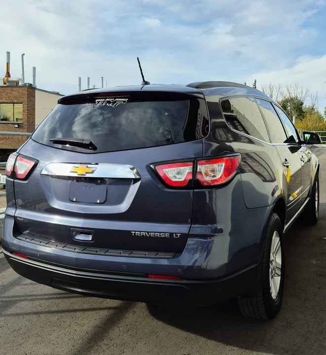2014 Chevrolet Traverse - Image 6 of 16