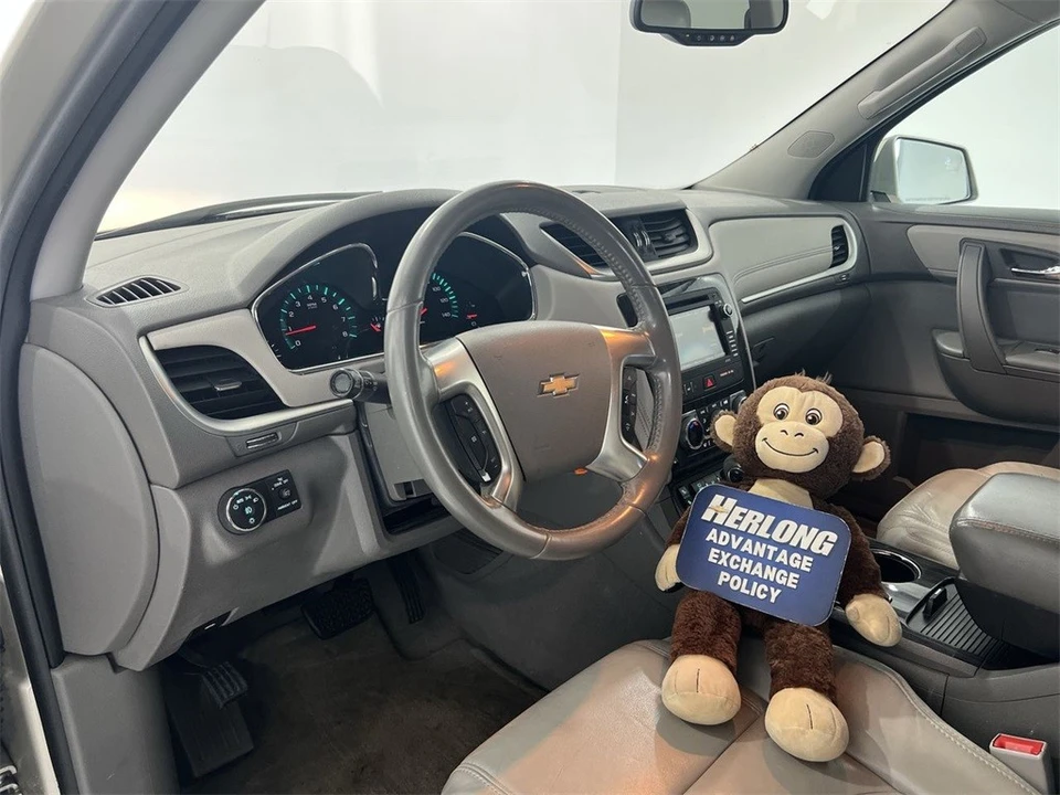 2014 Chevrolet Traverse - Image 10 of 12