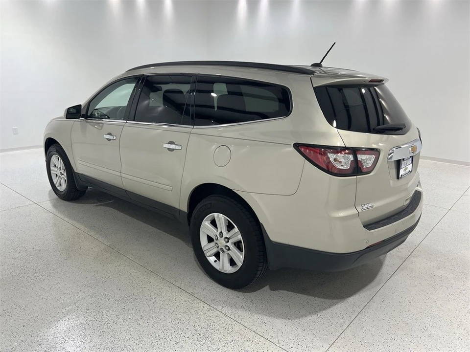 2014 Chevrolet Traverse - Image 6 of 12