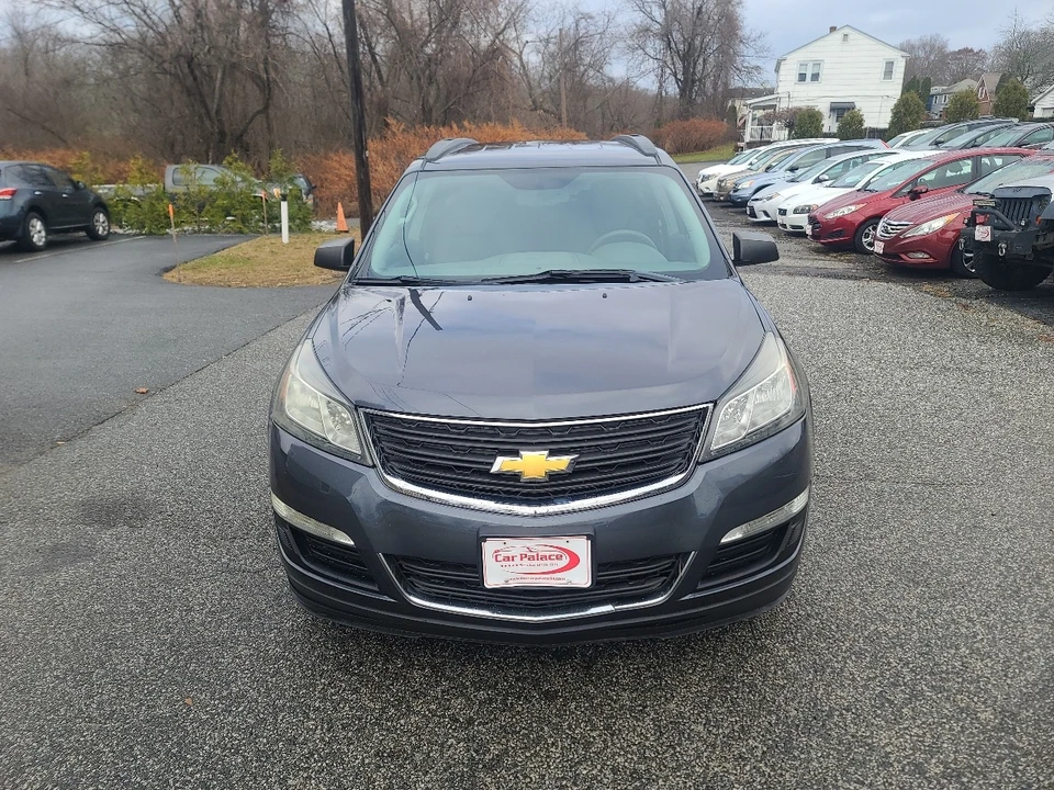 2014 Chevrolet Traverse - Image 2 of 21