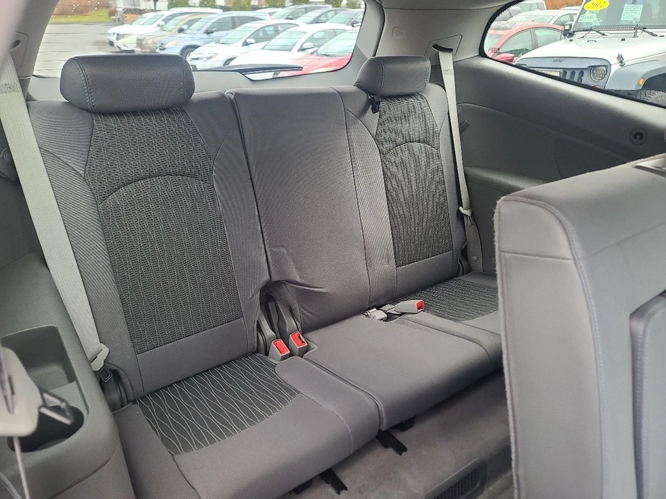 2014 Chevrolet Traverse - Image 16 of 21