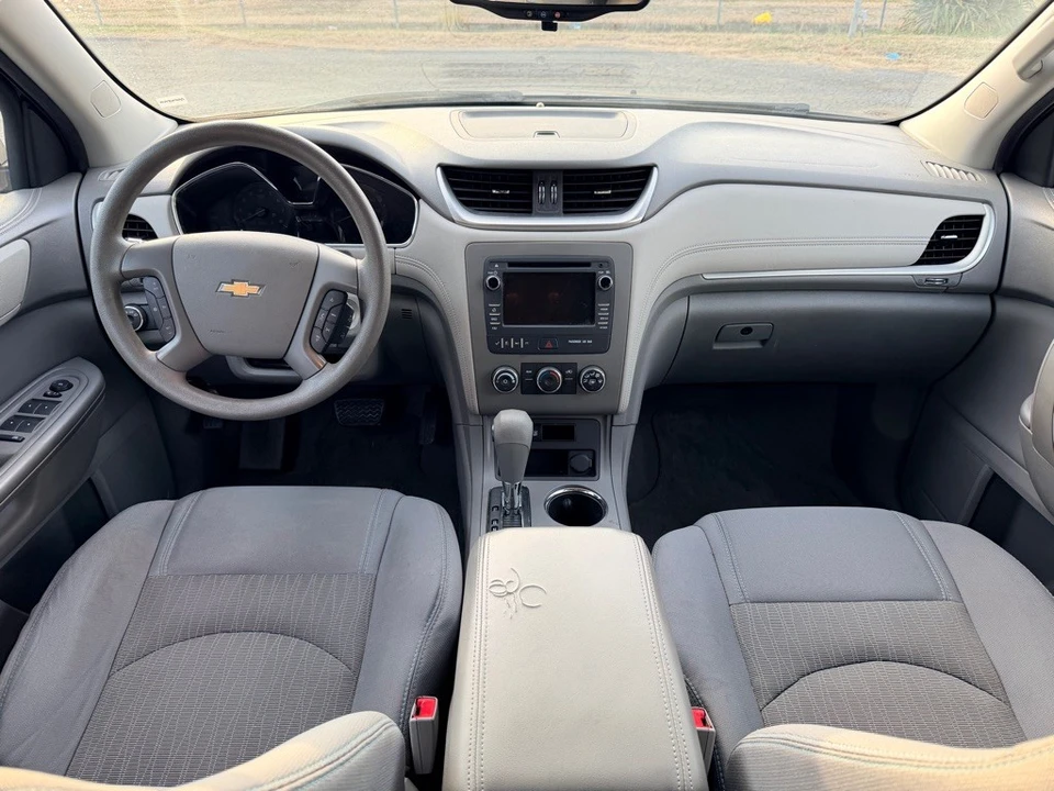 2014 Chevrolet Traverse - Image 13 of 16