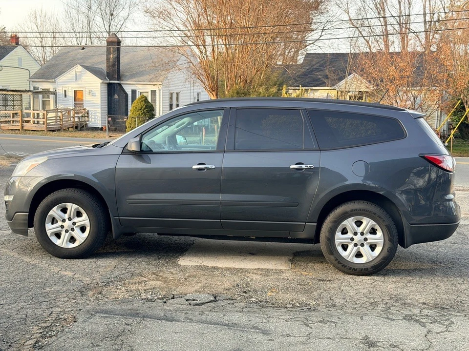 2014 Chevrolet Traverse - Image 10 of 16