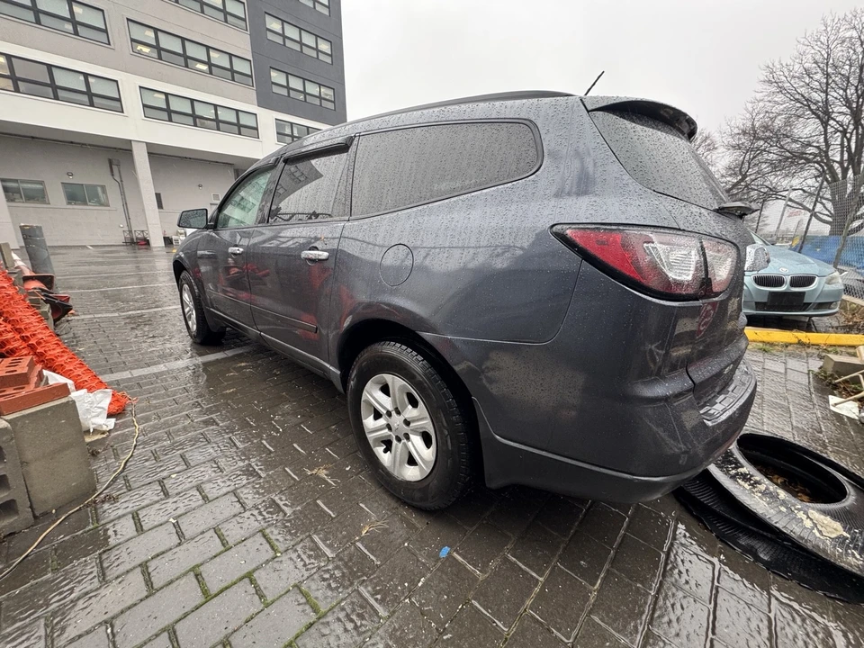 2014 Chevrolet Traverse - Image 3 of 11