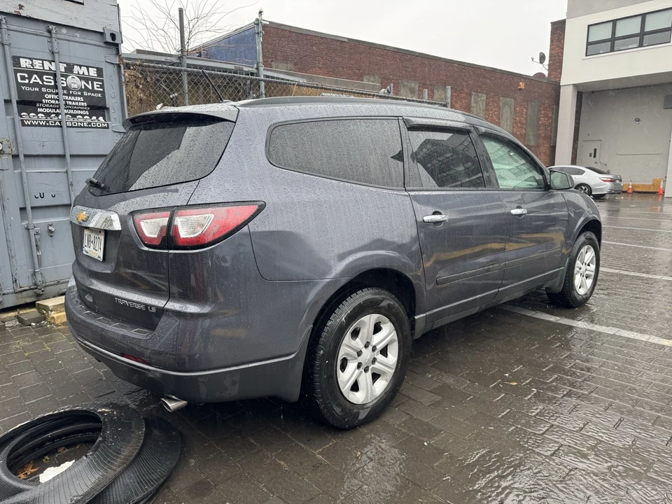 2014 Chevrolet Traverse - Image 6 of 11