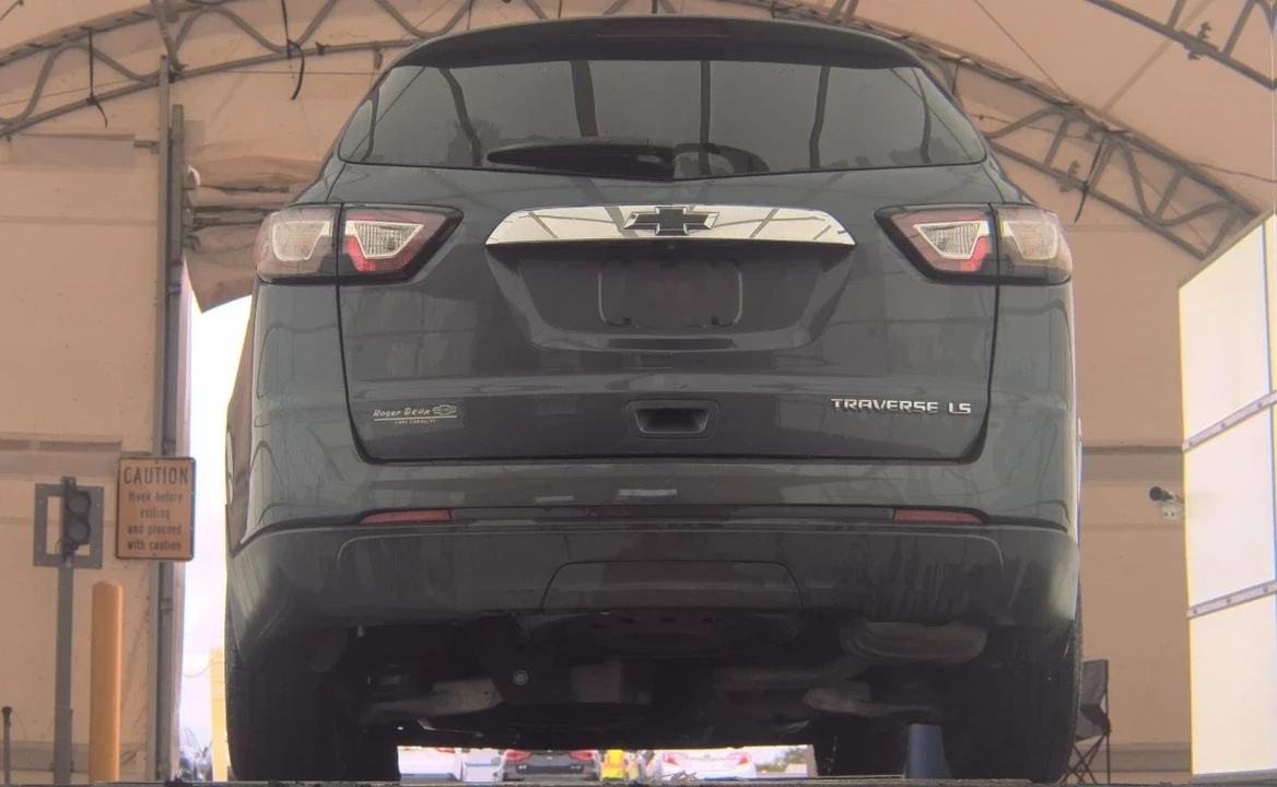 2014 Chevrolet Traverse - Image 5 of 9