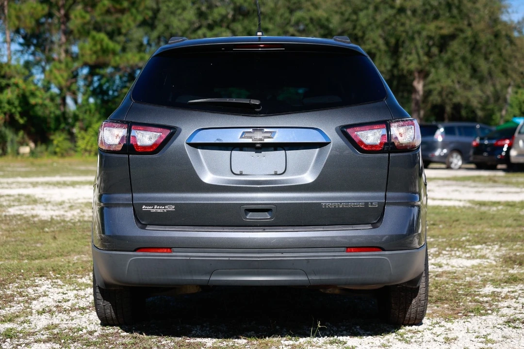 2014 Chevrolet Traverse - Image 9 of 12